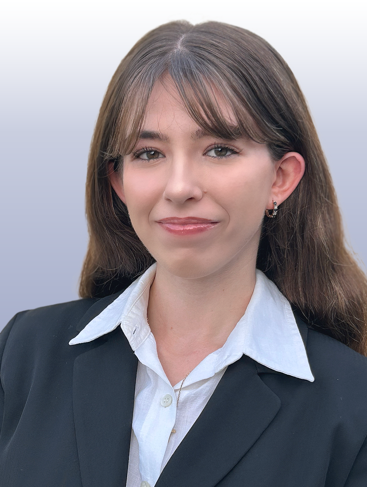 Headshot of Lauren Mauro